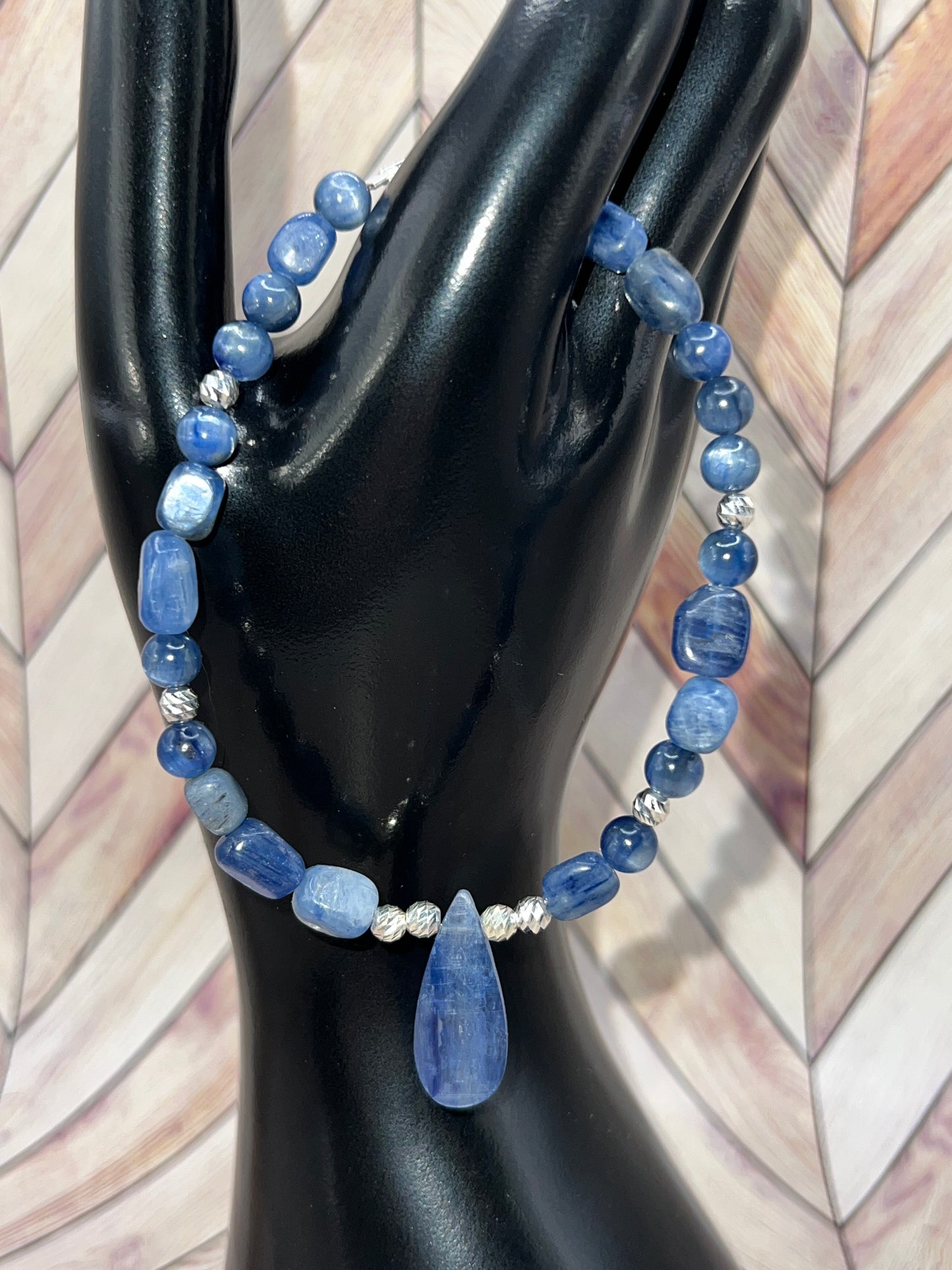 AAA Kyanite 8" Bracelet with Kyanite Teardrop