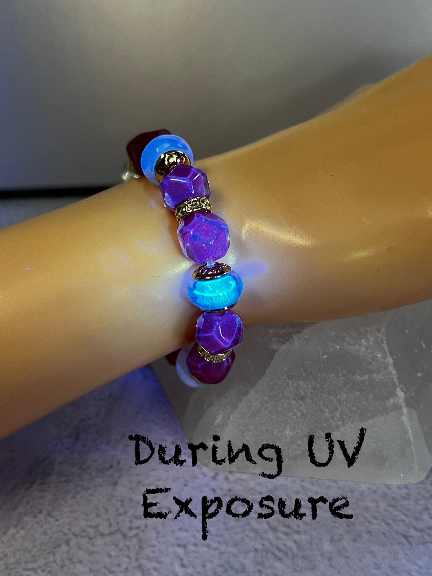 Deep Red and Iridescent Color Changing Stretch Bracelet